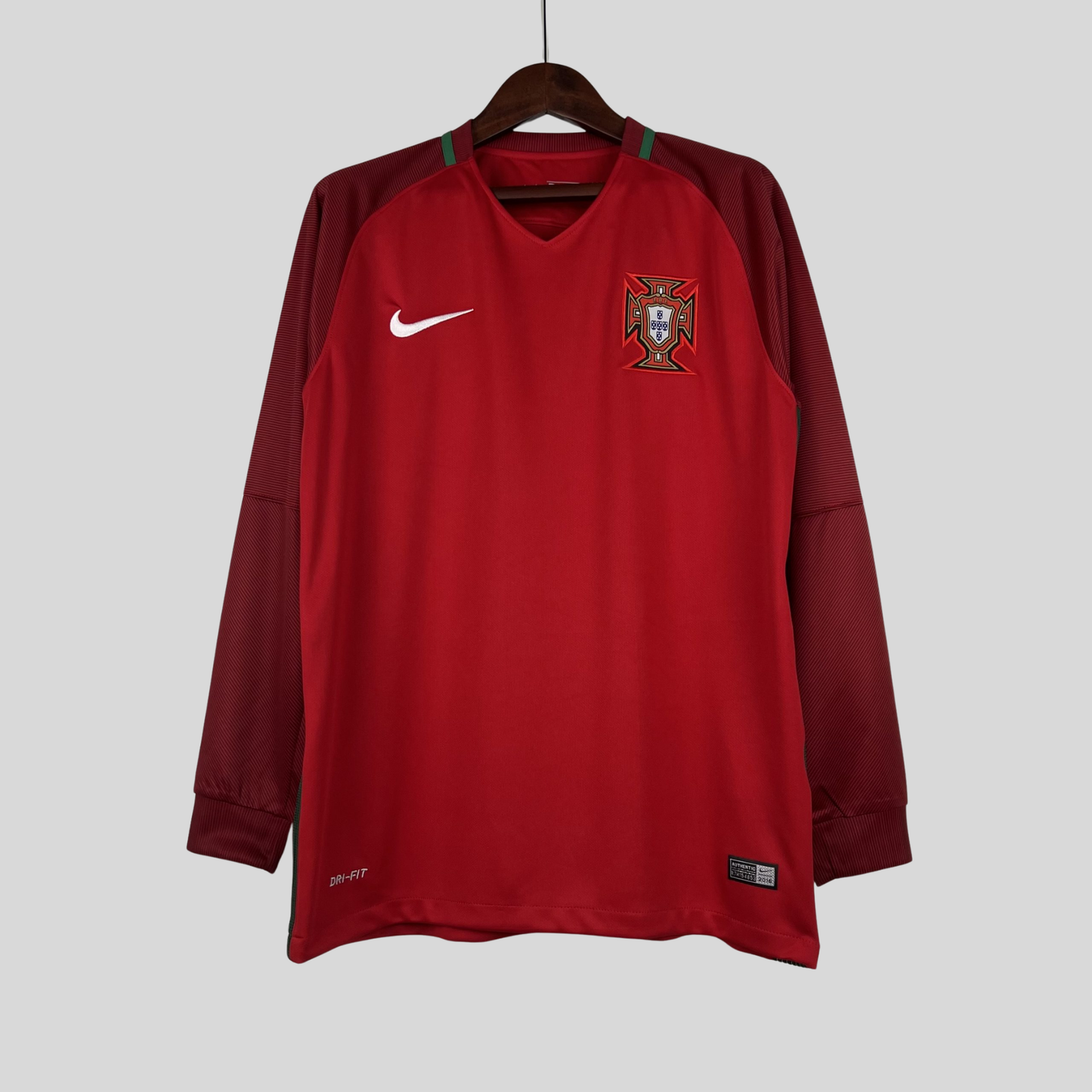 Portugal 2016 - Local - Manga larga