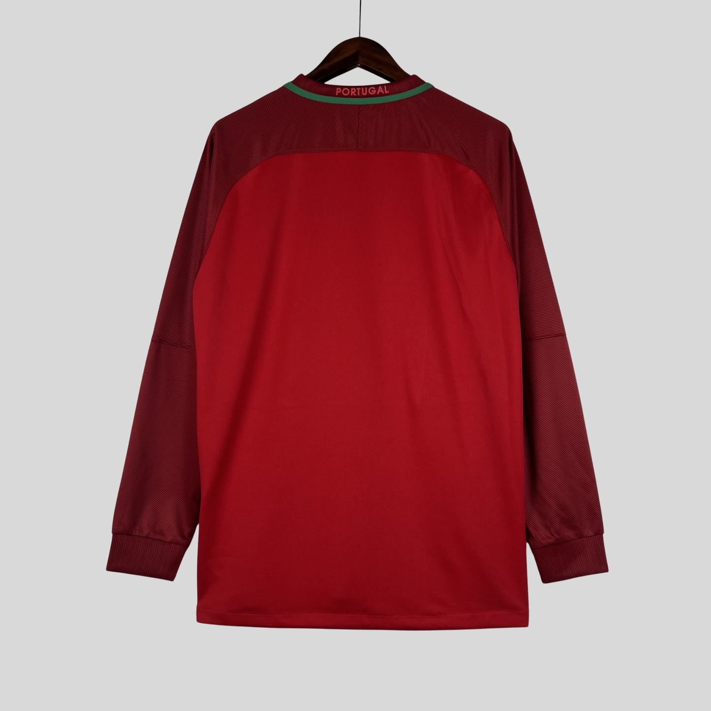 Portugal 2016 - Local - Manga larga