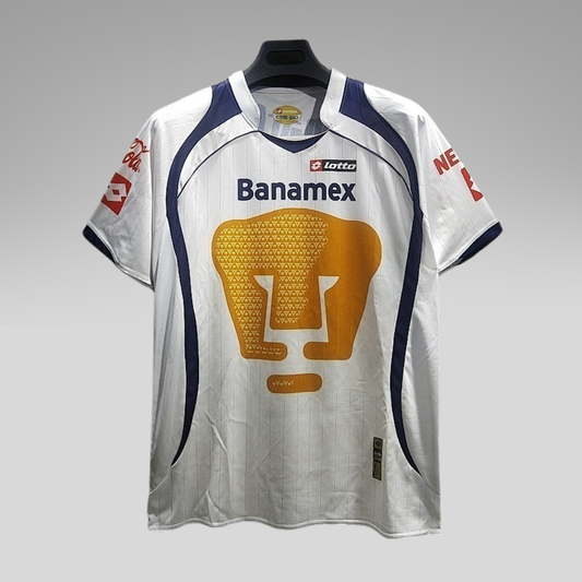 Pumas 2008/2009 - Local